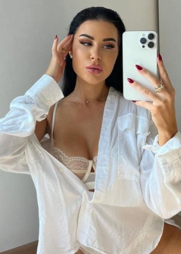 Юля, Г. Красное Село